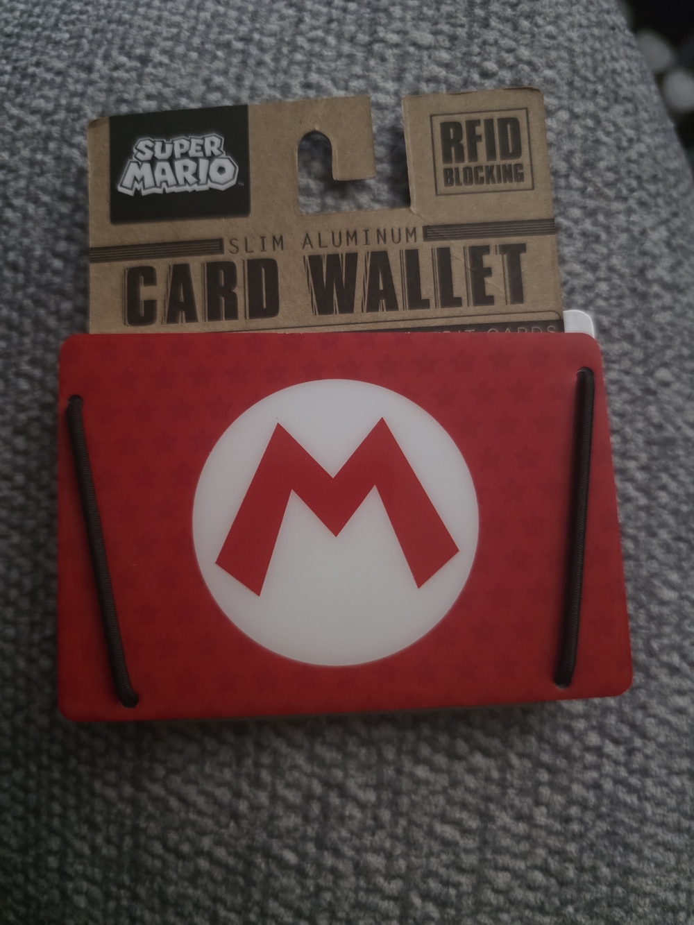 NWT Nintendo Super Mario Slim Aluminum Card Wallet RFID Blocking Bioworld Red